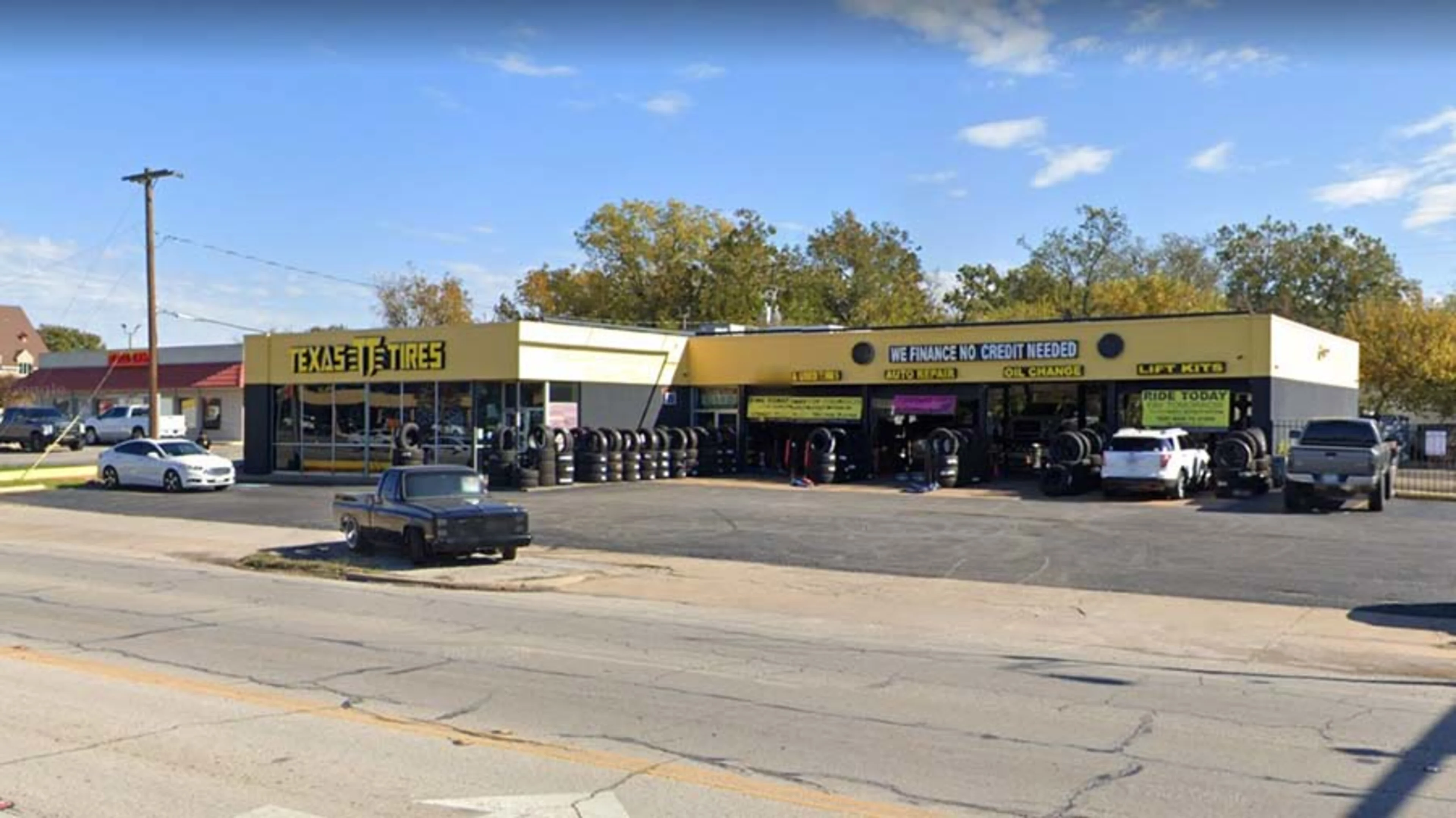 Artificial grass in Haltom City, TX